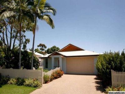 22 Baxter Street, West End