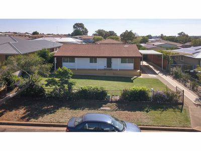43 Spears Drive, Dubbo