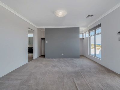 41 Trumpeter Parade, Yanchep