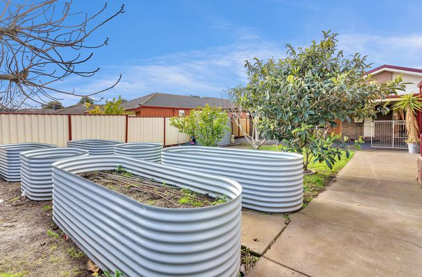 99 Hanson Road, Craigieburn