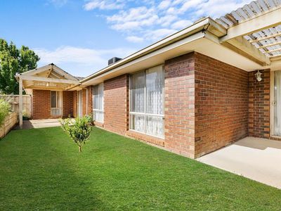 16 Burlington Chase, Hampton Park