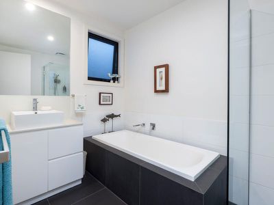 33 Reeves Street, Blairgowrie