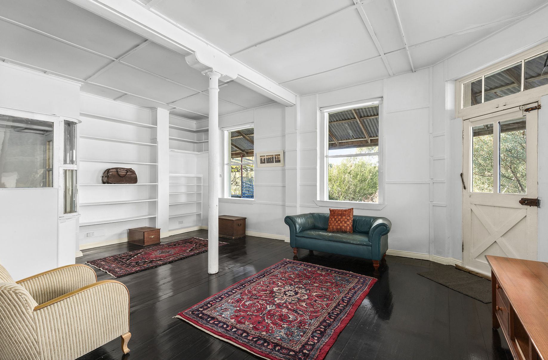 2 MERCER STREET, Shelford