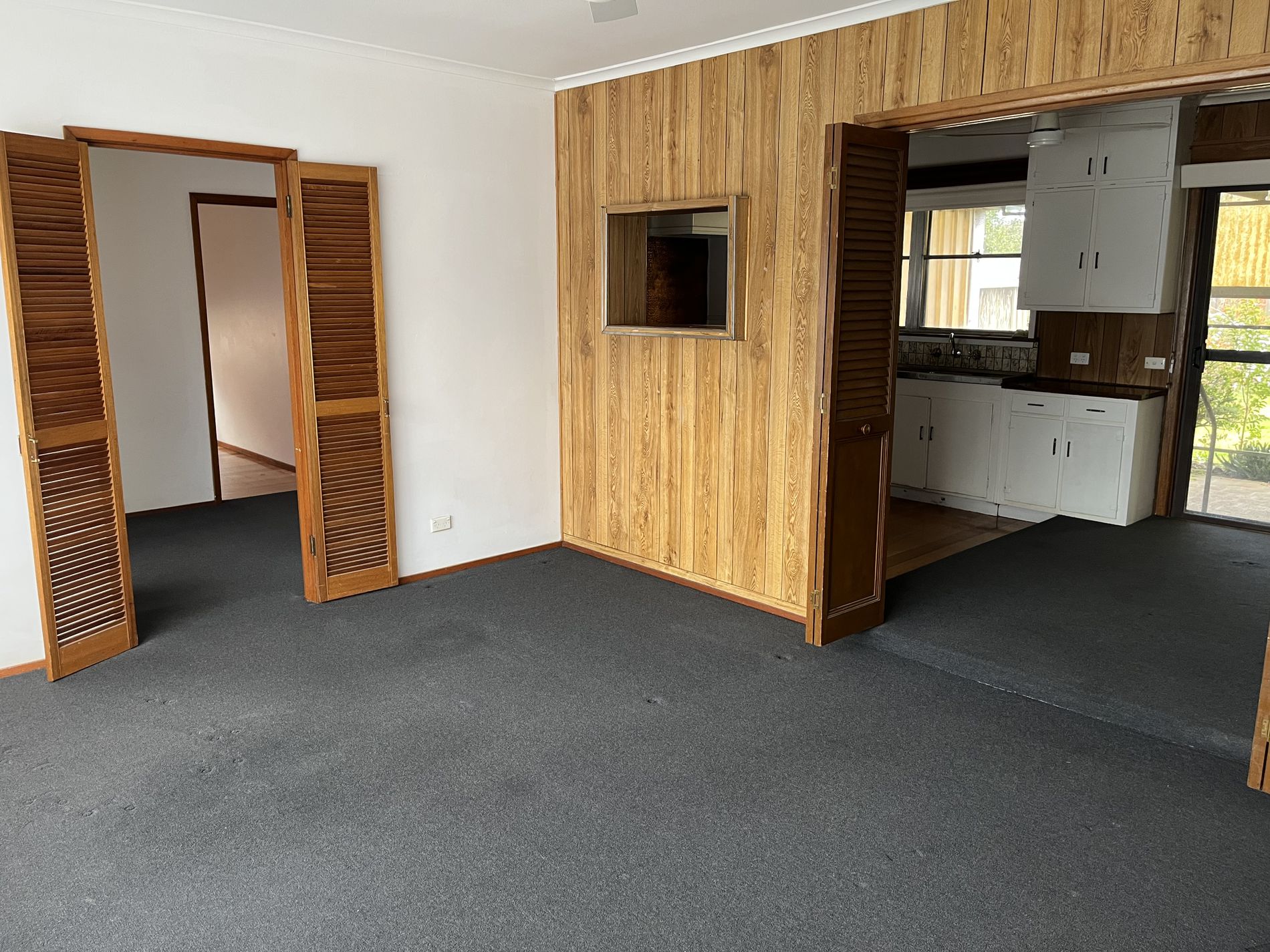 8 Olney Avenue, Thomson