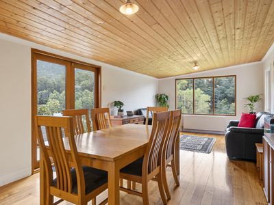 50 Cairns Road, Surges Bay