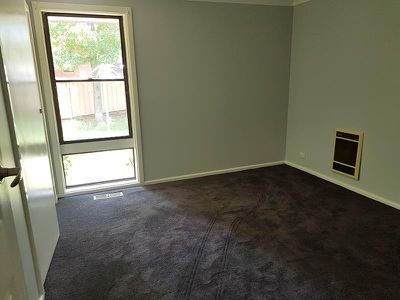 12 Medway St, Blayney