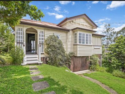 86 Manchester Terrace, Indooroopilly