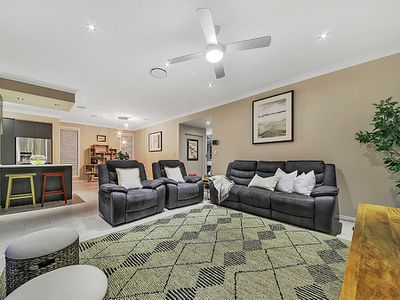 83 Feathertail Place, Wakerley