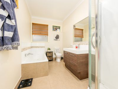 25 Community Street, Shepparton