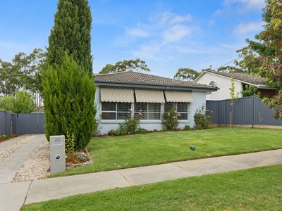 22 MARTINDALE CRESCENT, Seymour