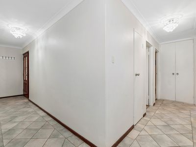 5 St Georges Avenue, Champion Lakes