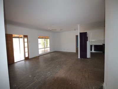 211 WEIR ROAD, Toll