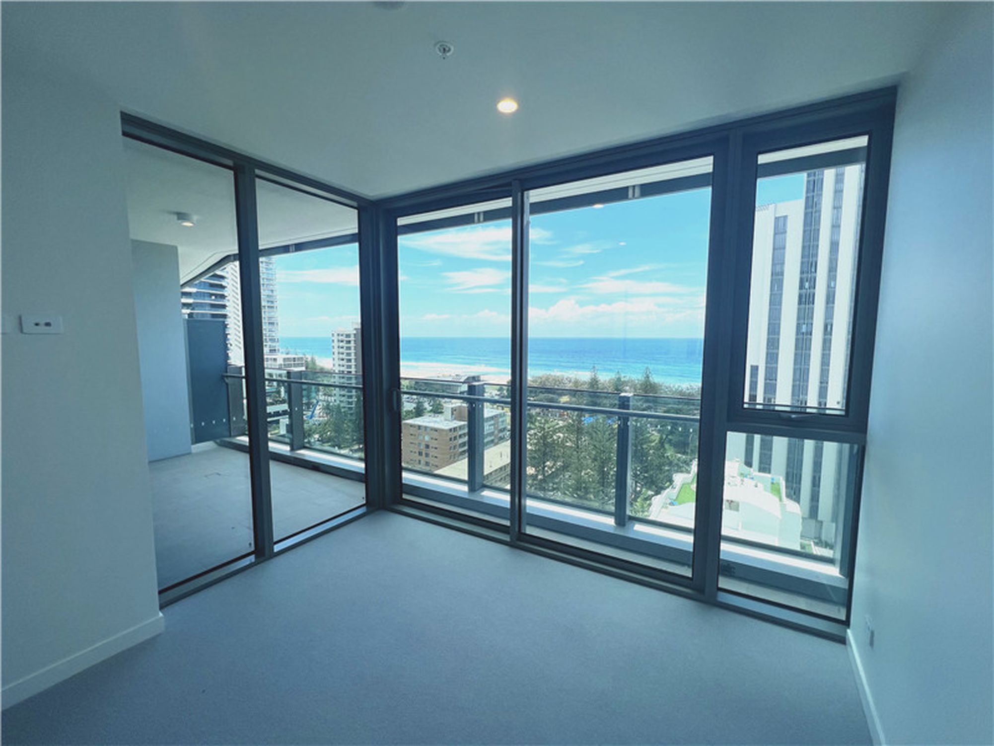 1302 / 12-18 Philip Avenue, Broadbeach