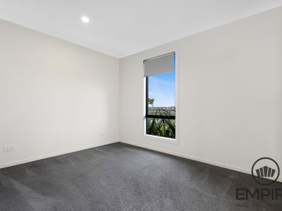 1 Gudali Walk, Clyde North