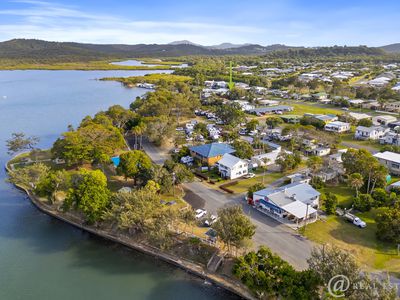 28 Pinnacle Street, Causeway Lake