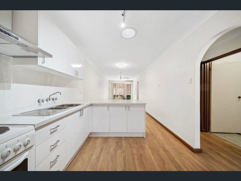 4 / 3 Netley Place, Armadale