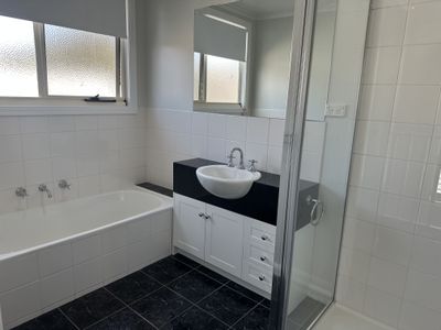416 Raglan Parade, Warrnambool