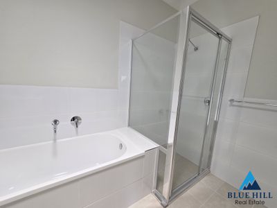 1/176 Settlers Boulevard, Chisholm