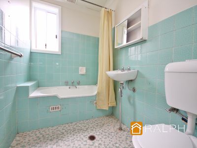 4 / 18 Shadforth Street, Wiley Park