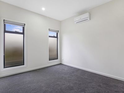 5/8 Hibiscus Court, Heidelberg West