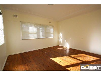 7 Young Street, Sylvania