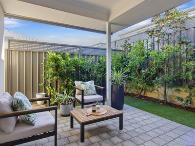 9B  Hornsby Street, Melville