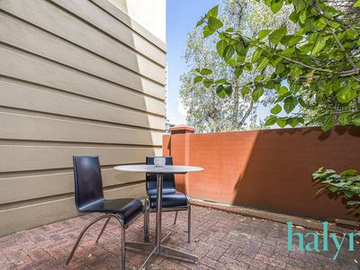 2 / 50 Fitzgerald Street, Northbridge