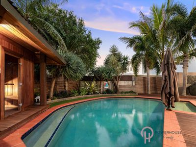 10 Talburpin Esplanade, Redland Bay