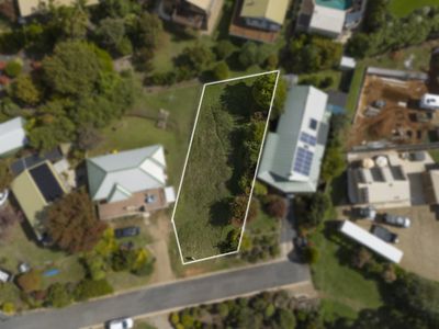 11 Reid Court, Tawonga South