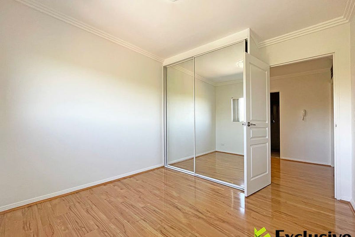 15 / 23-31 Hornsey Road, Homebush West