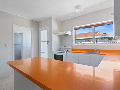 2 / 127 Muritai Street, Tahunanui