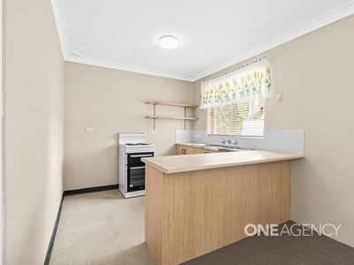 1 / 8 Pioneer Place, Nowra