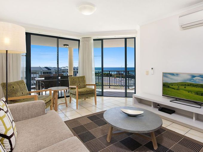 404 / 98 Alexandra Parade, Alexandra Headland