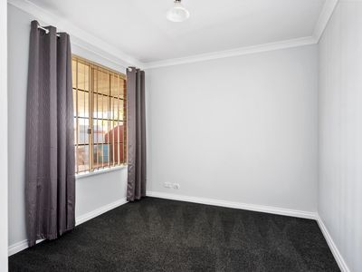 1B Paddington Drive, Hannans