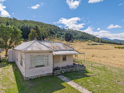 149 & 164  Cross Road, Lucaston