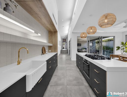 Inspired Design, Seamless Living, Prestigious Address image 8