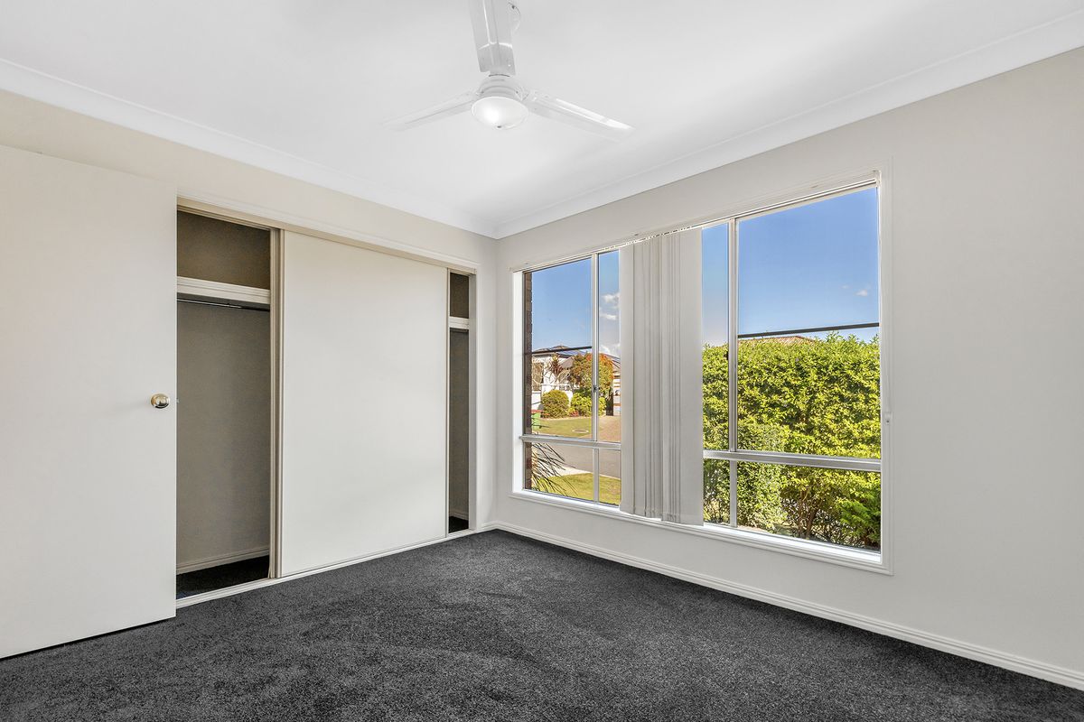 4 Cordata Court, Robina