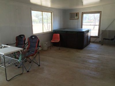 17 Saint Mary Street  Isisford, Longreach