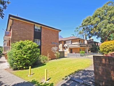 4 / 28 Hampstead Road, Homebush West