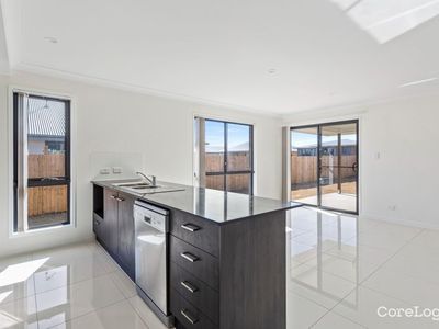 1 & 2 / 29 Harrow Street, Cambooya