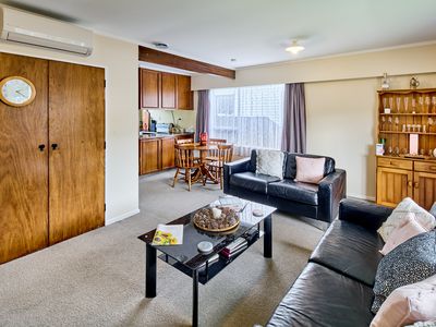 15B Florio Terrace, Tawa