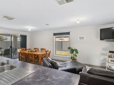 6 Courtney Street, Yarrawonga