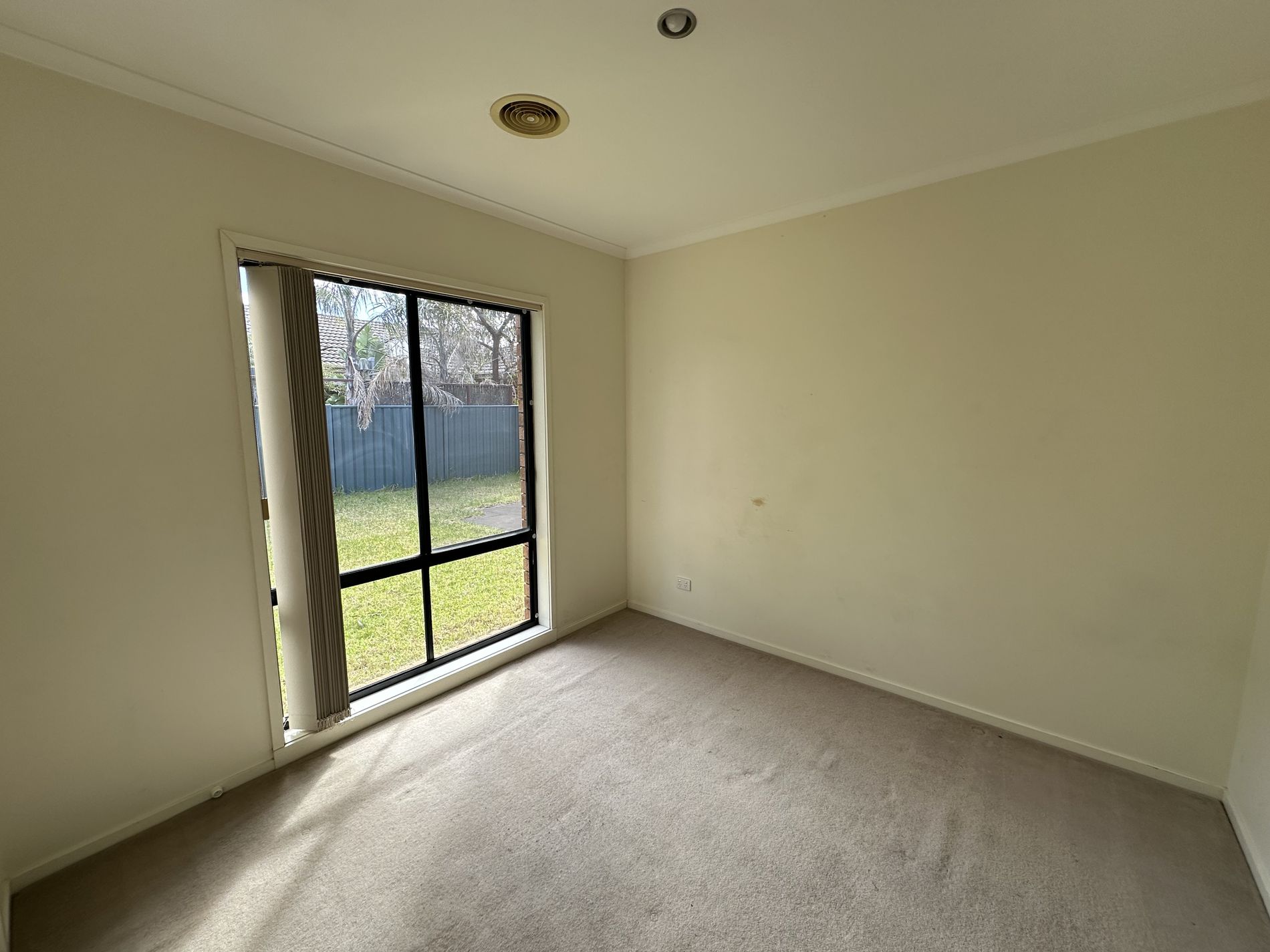 6 Secret Garden Way, Tarneit