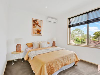 8 Keswick Drive, Lake Haven