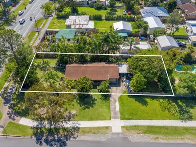 21 Poinciana Avenue, Tewantin