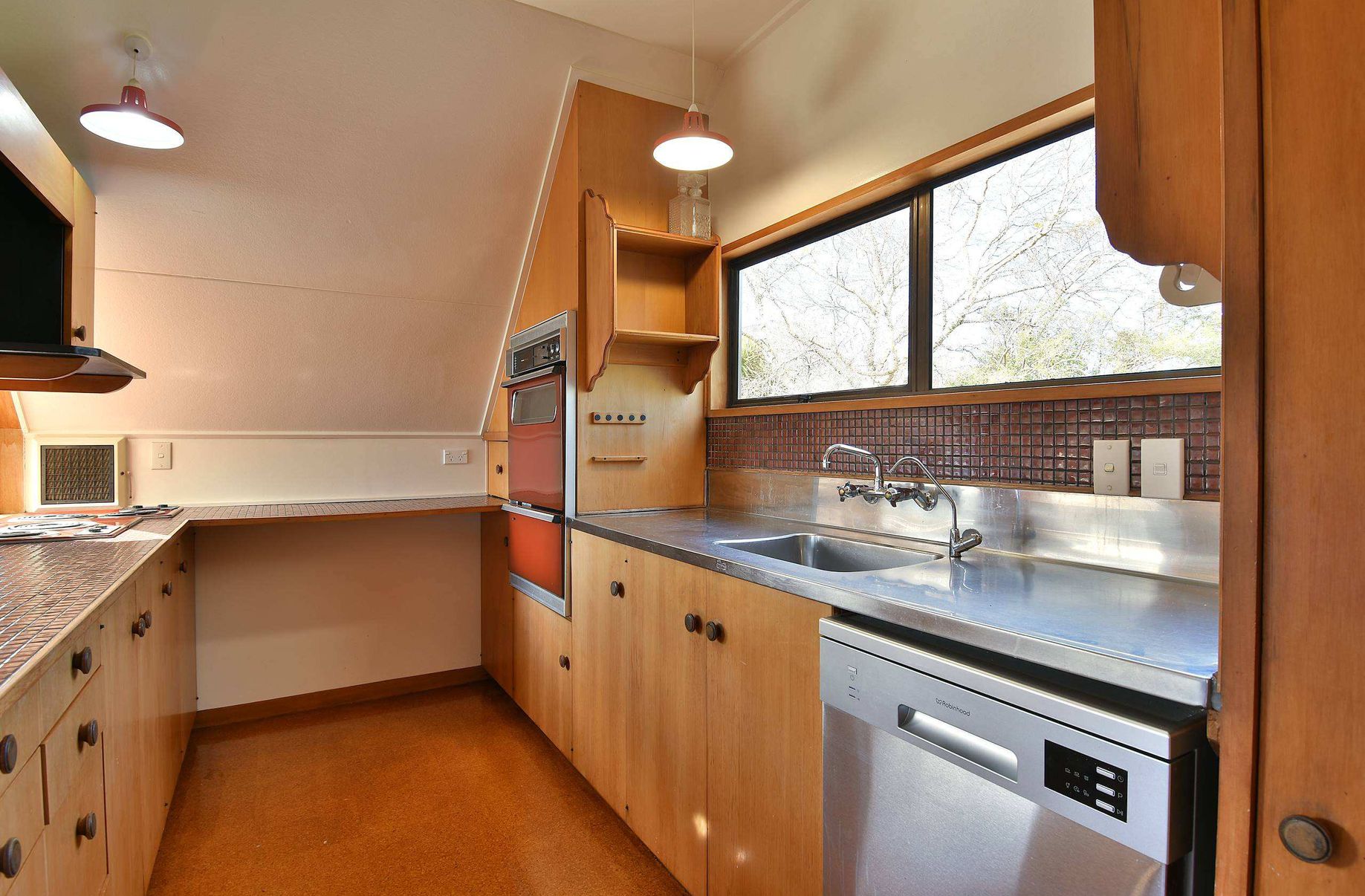 7 Challis Street, Vauxhall