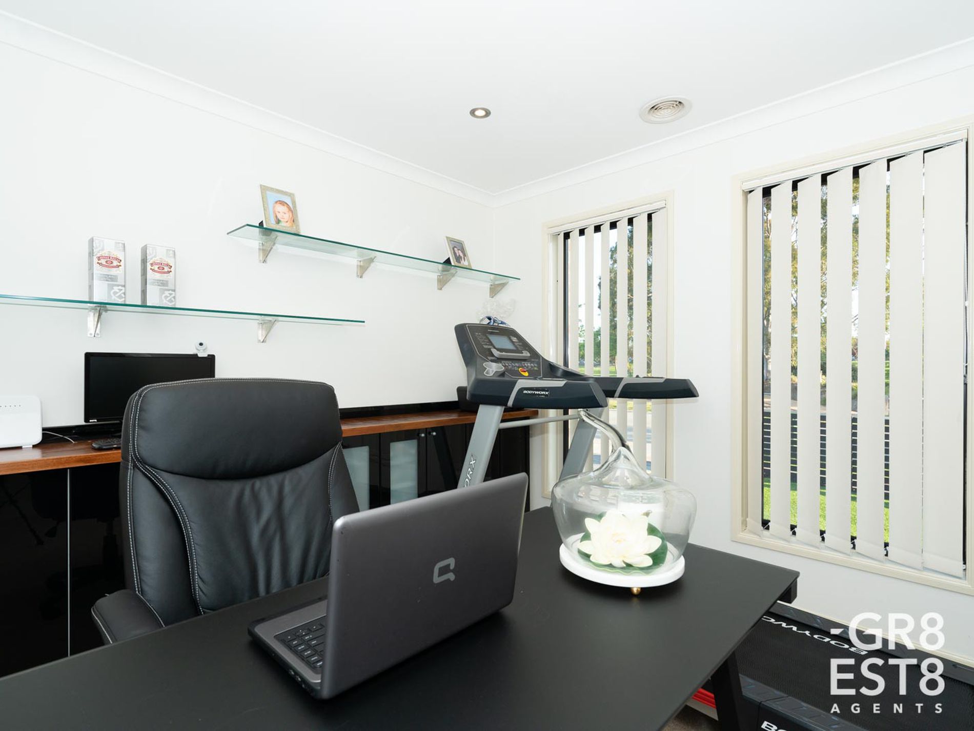 24 Von Nida Drive, Cranbourne North