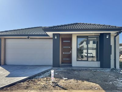 35 Cyad Way, Manor Lakes