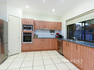12 Balmoral Place, Forest Lake