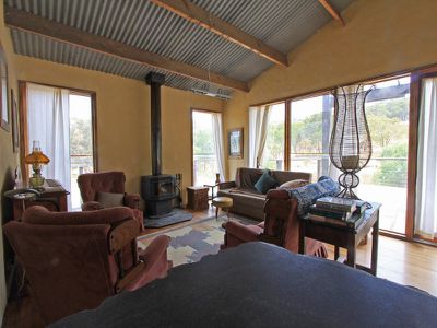 93 Sangsters Lane, Heathcote